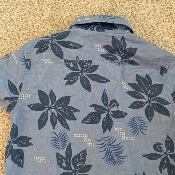 Untuckit “Murray” Boys Hawaiian Shirt, 4-5T - Picture 7 of 7